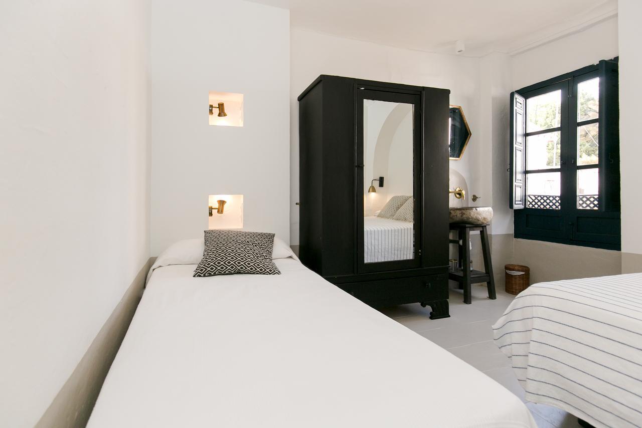 Hospedaje Pension La Almohada Granada Bagian luar foto