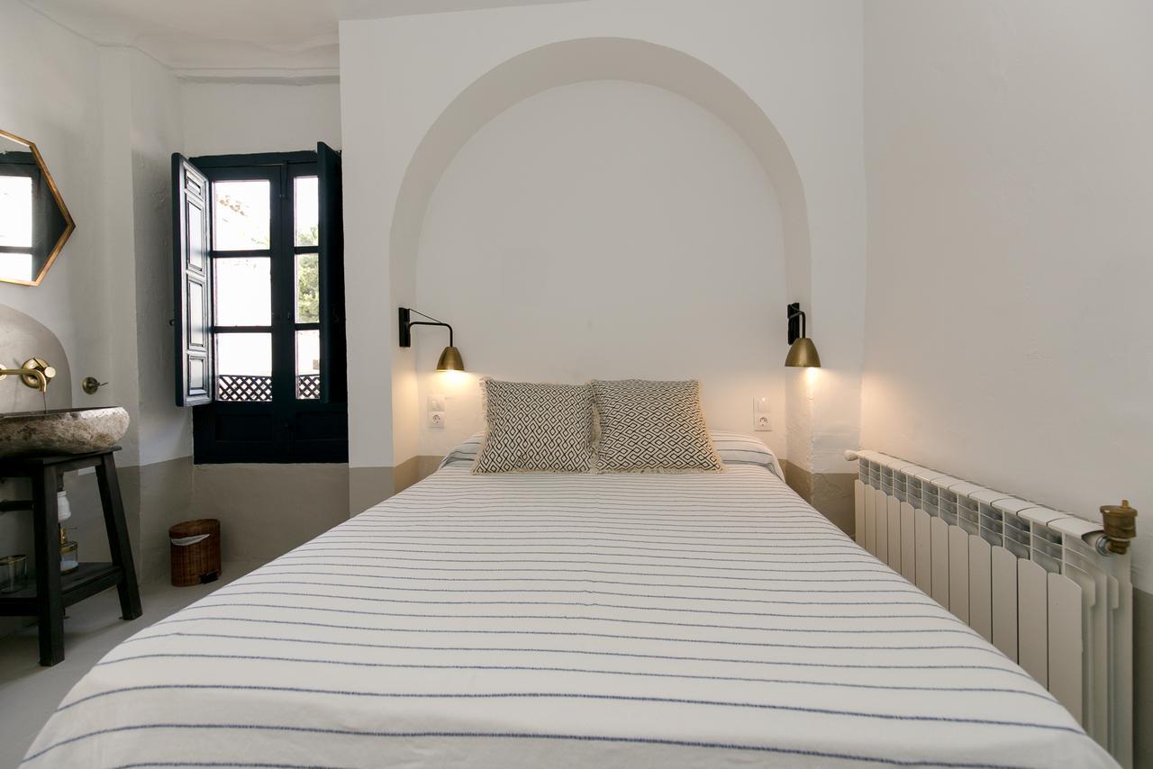 Hospedaje Pension La Almohada Granada Bagian luar foto