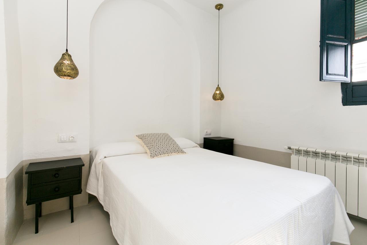 Hospedaje Pension La Almohada Granada Bagian luar foto
